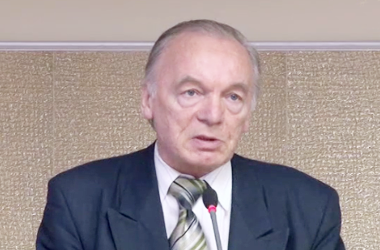 Зенин Станислав Валентинович - профессор, доктор биологических наук, кандидат химических и философских наук